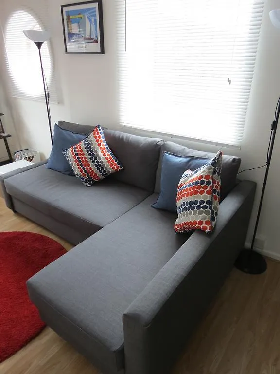 Fantastic Central Location - Parking - Business Or Leisure Belfast