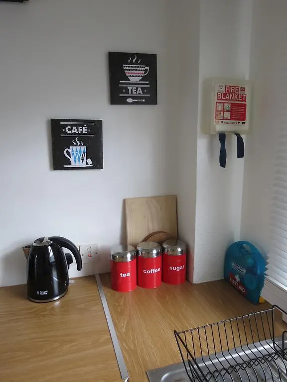 Fantastic Central Location - Parking - Business Or Leisure Belfast 0*,