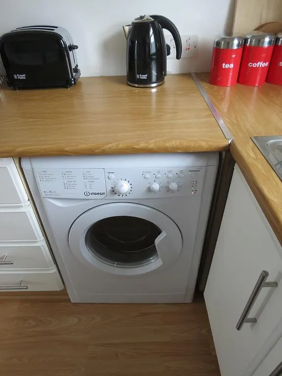 Fantastic Central Location - Parking - Business Or Leisure Belfast 0*,