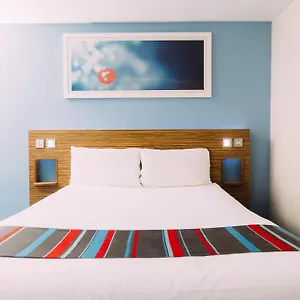 Travelodge Белфаст